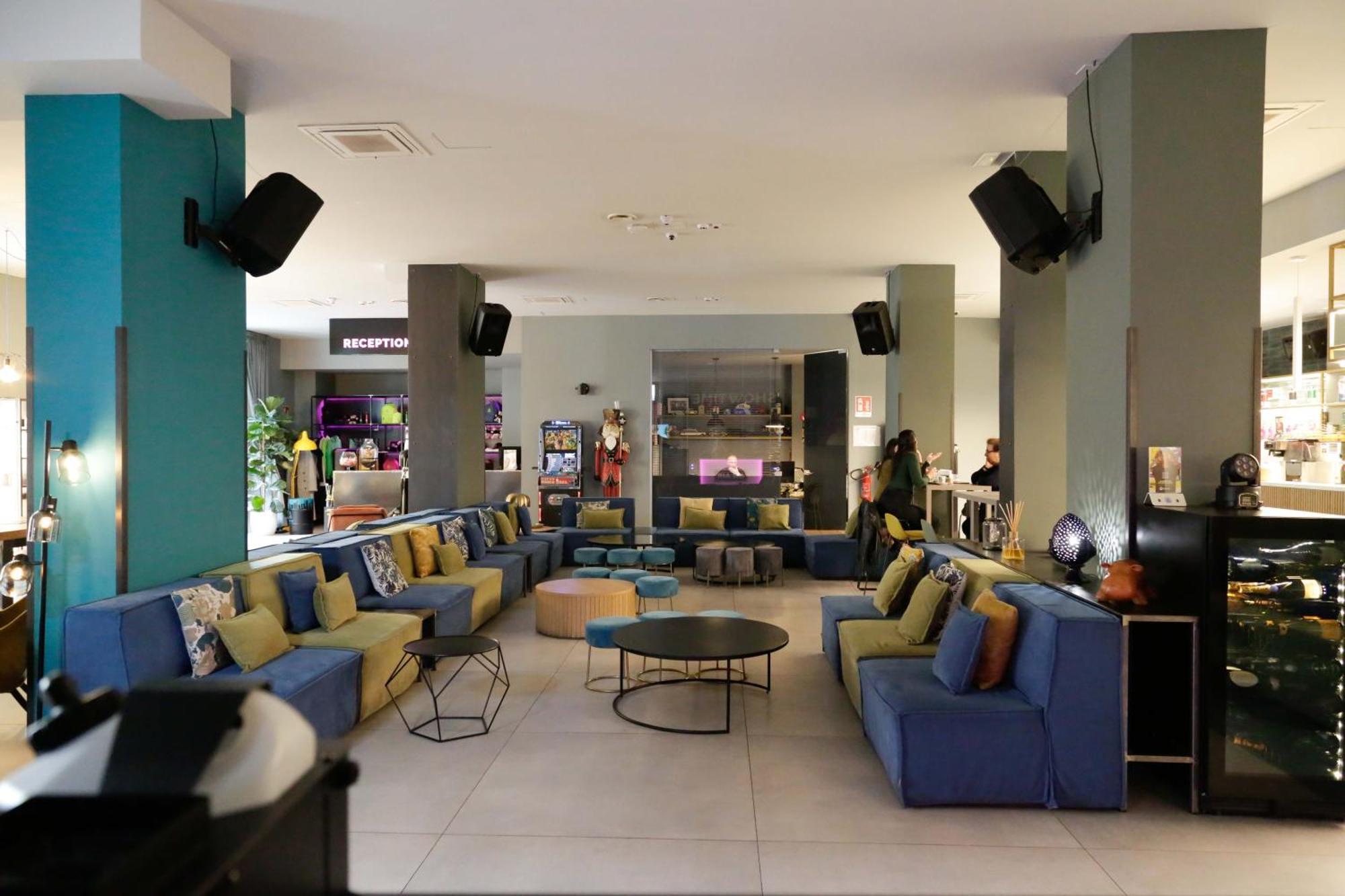 Arryvo Hotel Λέτσε Εξωτερικό φωτογραφία